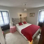 Дом отдыха Preciosa Casa Familiar Con Jardin