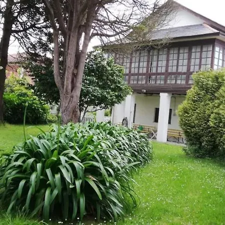 Preciosa Casa Familiar Con Jardin Nyaraló