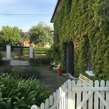 Preciosa Casa Familiar Con Jardin Nyaraló