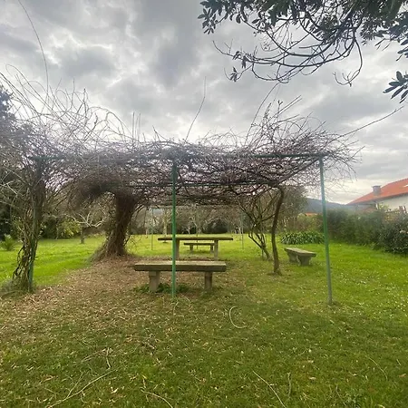 Preciosa Casa Familiar Con Jardin * Кадаведо