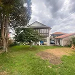 Preciosa Casa Familiar Con Jardin * كادافيدو
