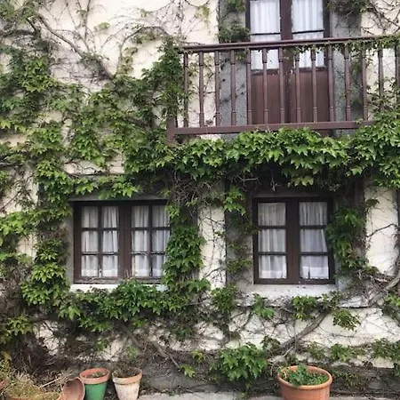 Preciosa Casa Familiar Con Jardín *
