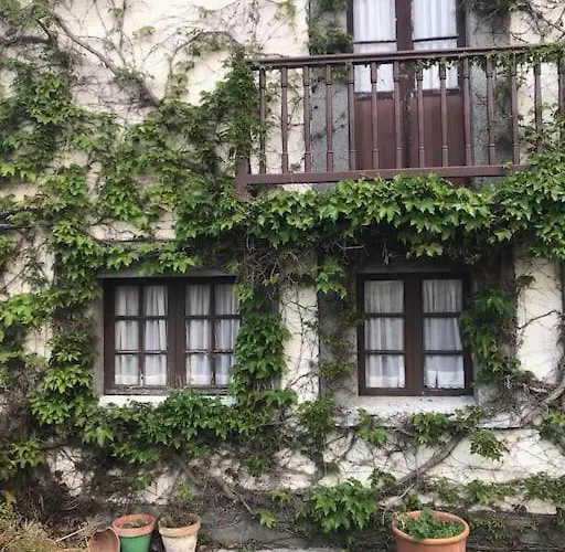 Preciosa Casa Familiar Con Jardin *