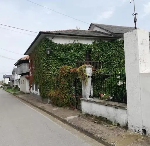 Casa vacanze Preciosa Casa Familiar Con Jardin Cadavedo