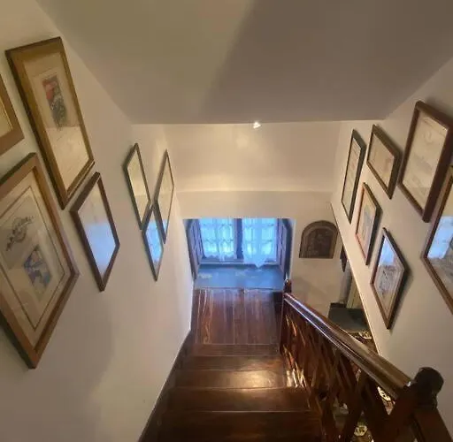 Preciosa Casa Familiar Con Jardin