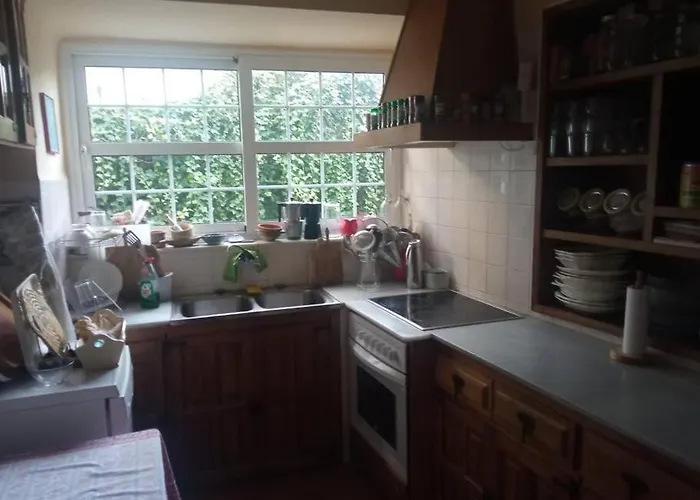 Preciosa Casa Familiar Con Jardin