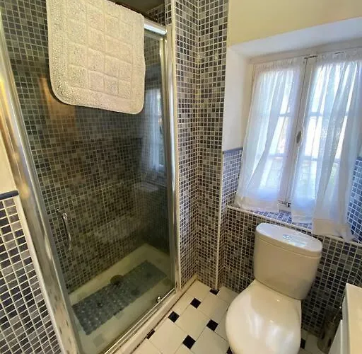 Preciosa Casa Familiar Con Jardin *